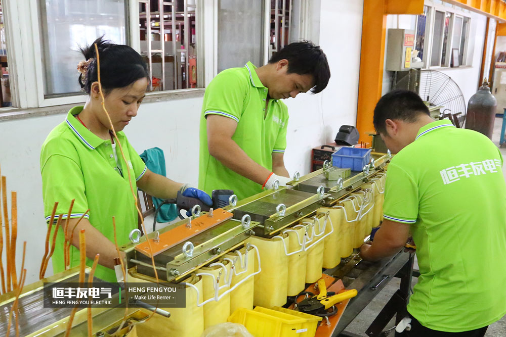 自耦变压器，自耦<a href='https://www.hengfengyou.cn/products/p14/139.html' target='_blank'><u>变压器价格</u></a>，自耦变压器区别